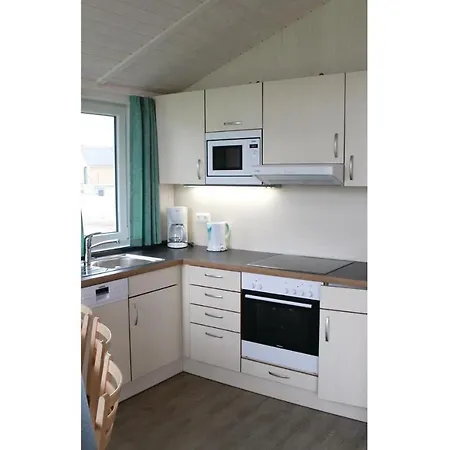 Schatzkiste 18 - Dorf 4 R Holiday home